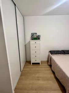 Location appartement ou chambre à 25 min de Paris