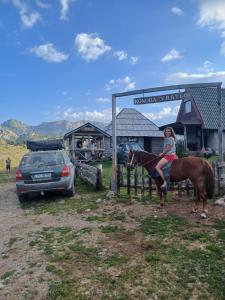 Konoba Vratlo Sinjajevina Ječmen Do