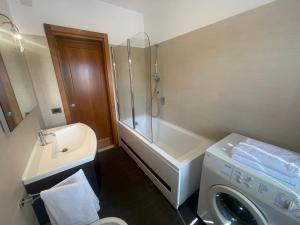 FALCONERA 3 BEDROOMS APARTMENT - Agenzia Cocal