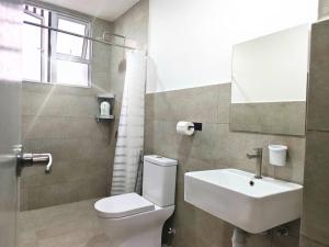 LV8 MesraHomez Poolview 1-3 pax