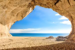La Grotta Sardegna 4 Bedrooms 4 Private Bathrooms