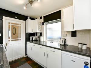 Cosy 2 bed home in Canton - Pass the Keys