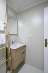 Encantador loft en el centro by CABANA Rentals