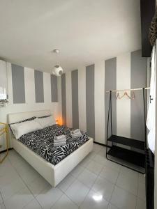 Citta&Aeroporto Black and White