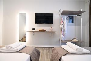 Esperides Suites