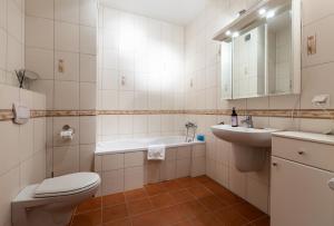 Sopot City Centre Apartment by BookingHost