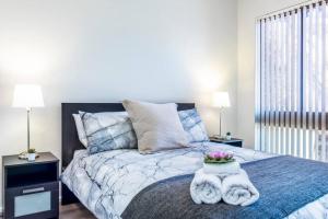 Charming Getaway Steps from Attractions & Amenities