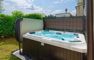 Beautiful Villa Piccolo Paradiso in Novigrad