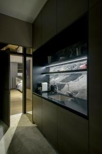 Luxury Smart Home Apartment in Vilnius Old Town, Sleep on Hästens