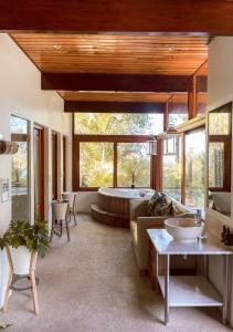 Camps Bay Forest Pods