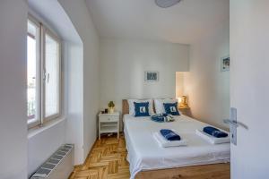 Old Bay Leave Town Apartment - Happy Rentals