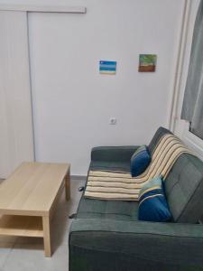 Cozy apartment in Athens center