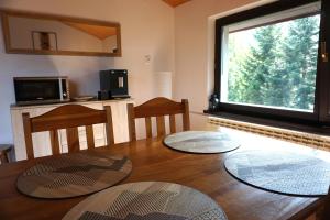 Nad Strumyczkiem - pokoje gościnne - Apartamenty z przymróżeniem oka