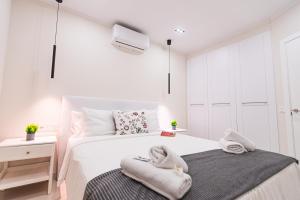 Apartment in beachfront complex in El Duque area, Costa Adeje