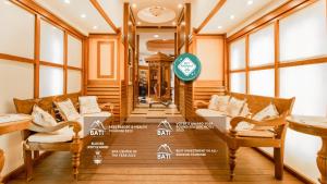 Emerald Beach Resort & Spa