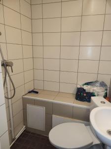 Bright & Peaceful Room Near Old Town