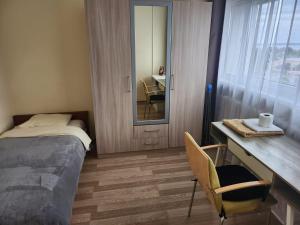 Bright & Peaceful Room Near Old Town