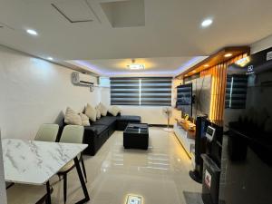 Cambridge Village Condominium