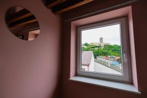 Apartamenty Mostowa - klimatyczny nocleg z widokiem w centrum Iłży