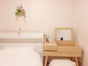 Hue stay 2