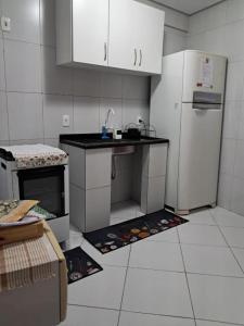 Apartamento confortável e bem localizado 101