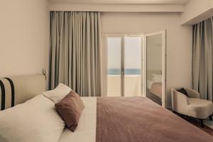 Junior Suite - Full Sea View room in Saint George Hotel