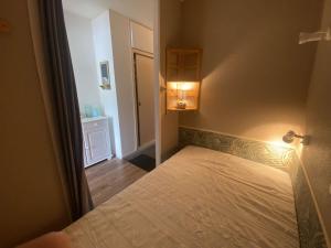 Appartement Lumineux 4 Pers à 200m des Pistes - Balcon et Casier à Skis - FR-1-400-130