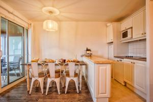 Appartements Petit Golf residence privee piscine chauffee : photos des chambres