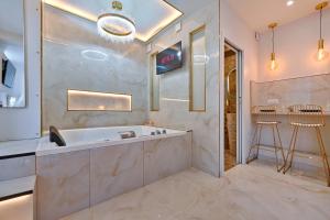 Appartements Welcome to Luxury Dream : photos des chambres