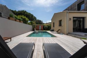 Villas Piscine, clim, terrain de petanque et jeux enfants : photos des chambres
