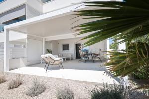2 bedroom apartments Maris with terrace 