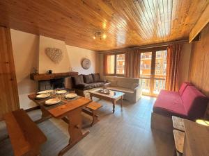 Studio confortable au centre de Méribel, proche pistes et commerces, parfait pour 4 personnes - FR-1-180-4