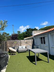 Maisons de vacances Lodge des pins au coeur de la foret d'Olonne : photos des chambres