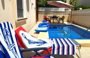 Villa Pinery with a private swimming pool - 奥里韦拉