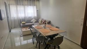 malaga mansouria cosy moderne studio 1 ch salon canape lit moderne