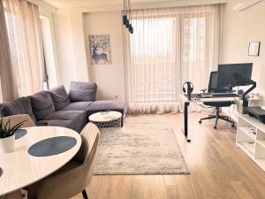 Urban Exec Suite with Free Gym Pass, Full Office Setup and Designated Parking Space