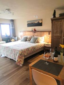 PETITE MAISON GASPARD Cir 0508