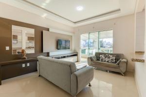 Ampla Cobertura pertinho da Praia de Bombinhas