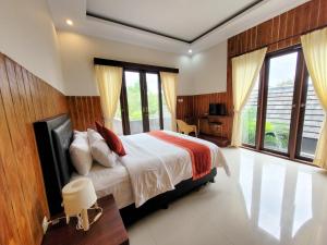 Ramantika Sunset Bay