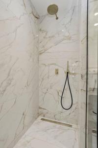 Deluxe 2-BR Apartment in Antwerp