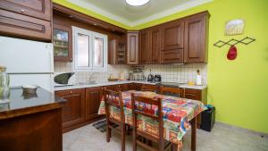 My Home - Meteora, Central Apt - 2 BD