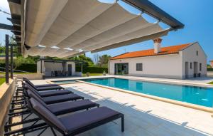 Beautiful Villa Dolores with pool in Vrsar 