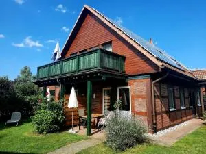 Ferienhaus Sasse Ferienwohnungen mit Garten & Grill - Zarnitz