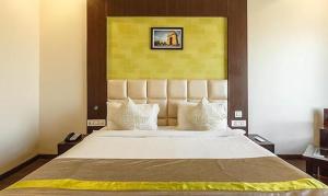 FabHotel Prime Rester Select