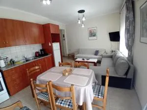 THREE BROTHERS - Souflíon