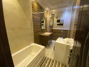 Comfy Basement Apartment with Private Patio and Garden