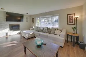 Quiet Salinas Vacation Rental 10 Mi to Beach - كينج سيتي