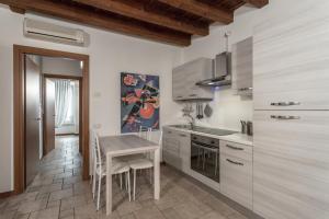 San Bernardino 8 - Immobili e Soluzioni Rent