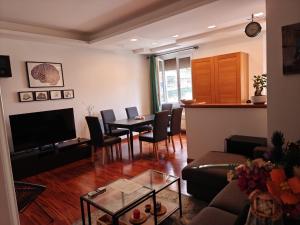 Quarto Piano - intero alloggio a Roma