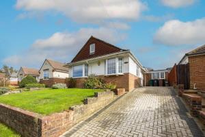 Host & Stay - Downs Valley House